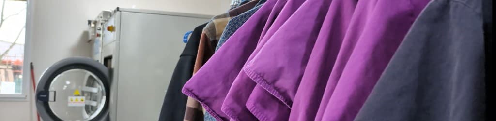 Atelier textile professionnel — blanchisserie Lyon